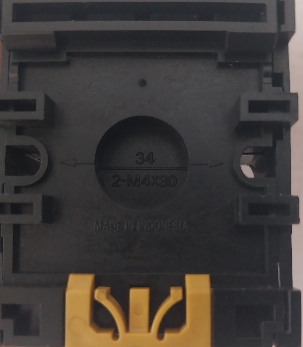 Omron Mk3P5-s Relay With Socket 250V 50/60Hz