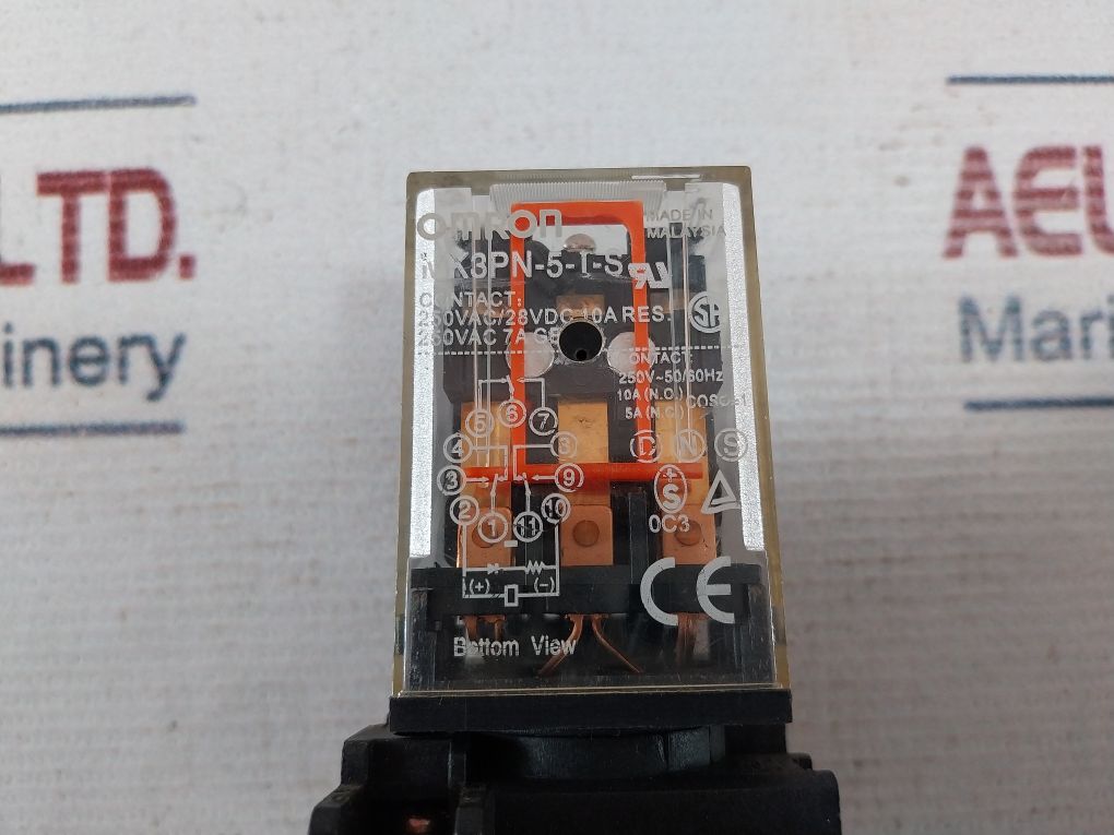Omron Mk3Pn-5-i-s Relay With Base