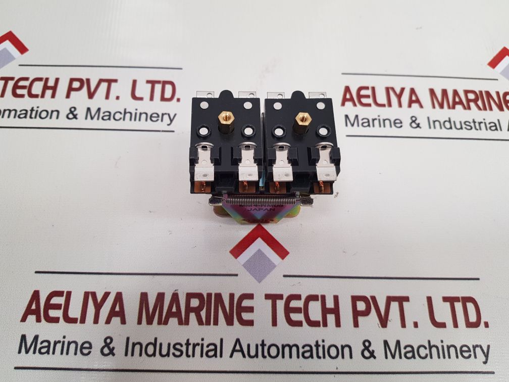 Omron Mm4-nm05 Relay