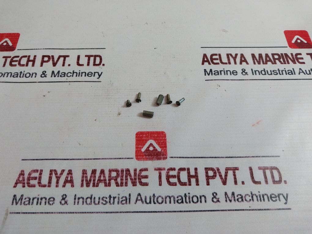 Omron Mt/2564 Relay Card 1 Printed Circuit Board