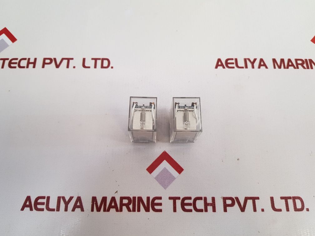 Set Of 6X Omron My2 Relay 5A At 240Vac