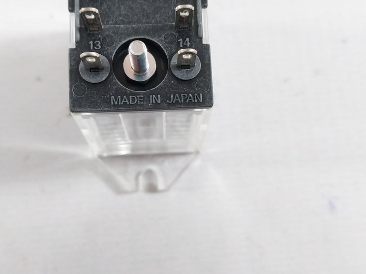 Omron My2F-d-g Relay