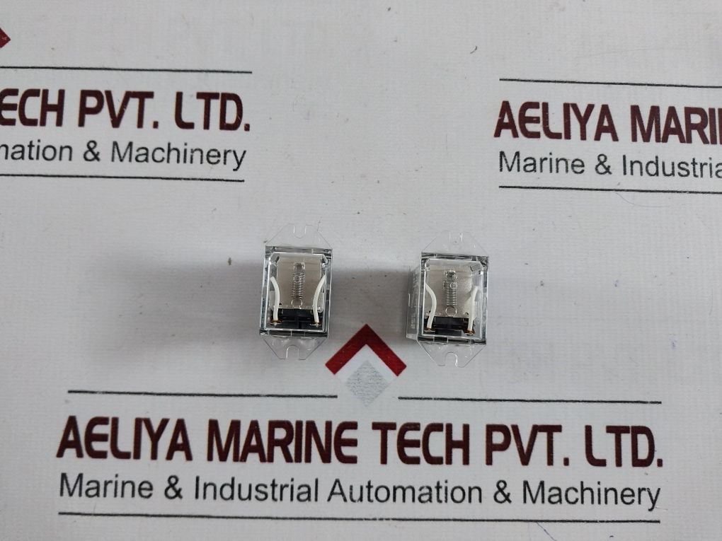 Omron My2F-d-g Relay