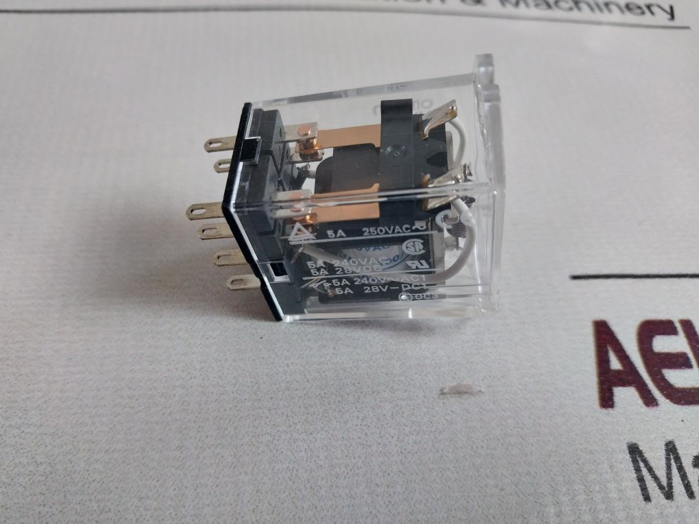 Omron My2F Relay 100/110 Vac