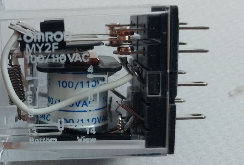 Omron My2F Relay 100/110 Vac