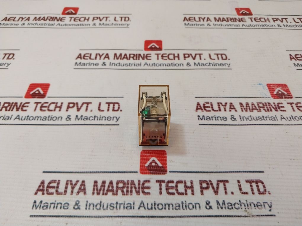 Omron My2N-d2 Power Relay