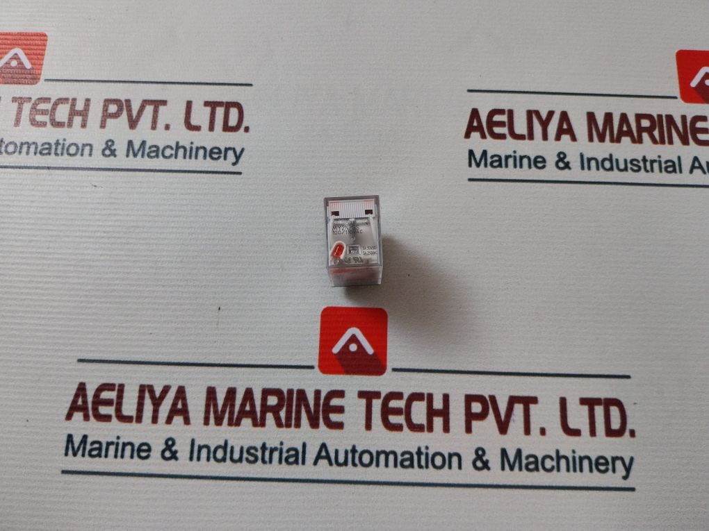 Omron My2N-gs Relay 100/110Vac