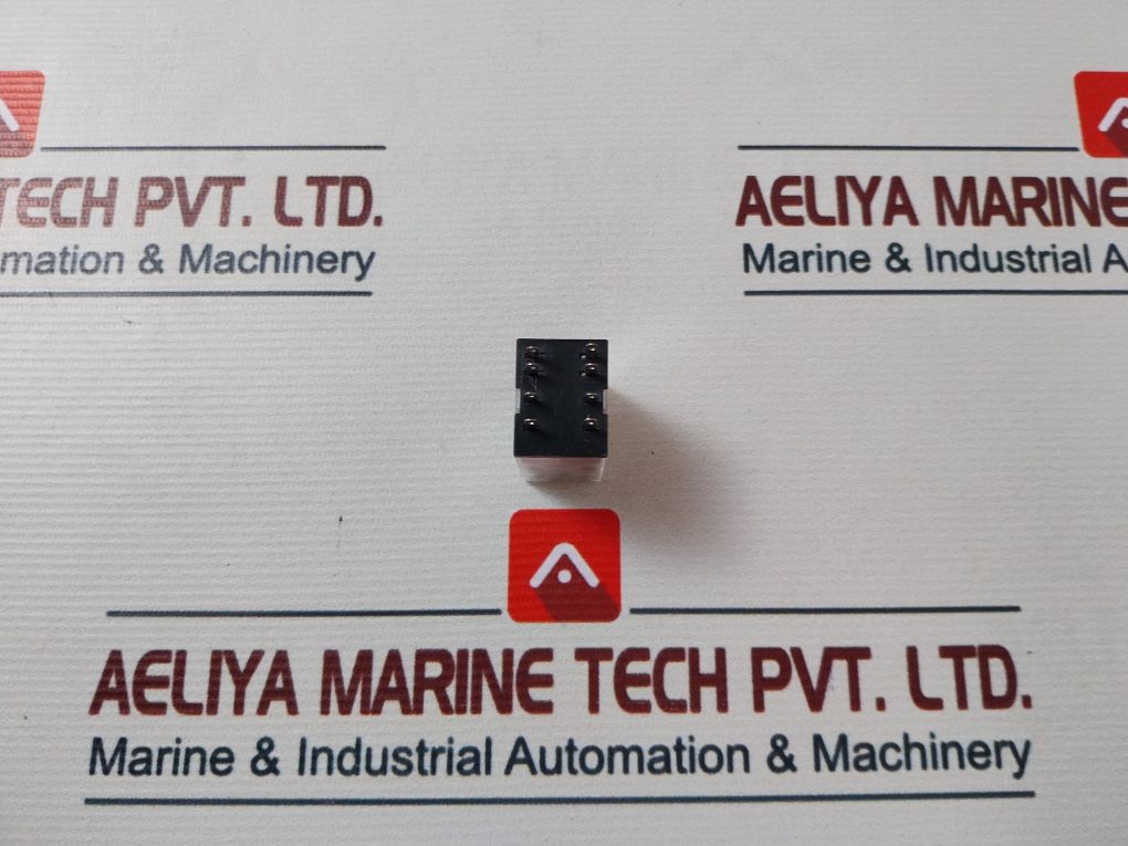 Omron My2N-gs Relay 100/110Vac