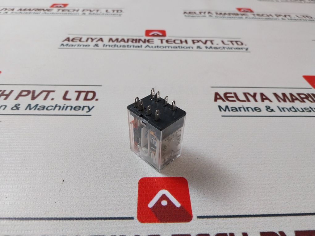 Omron My2N-gs Relay 100/110Vac