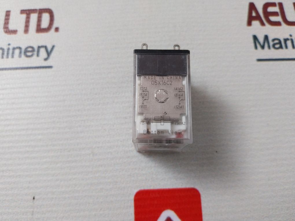 Omron My2N-gs Relay 100/110Vac