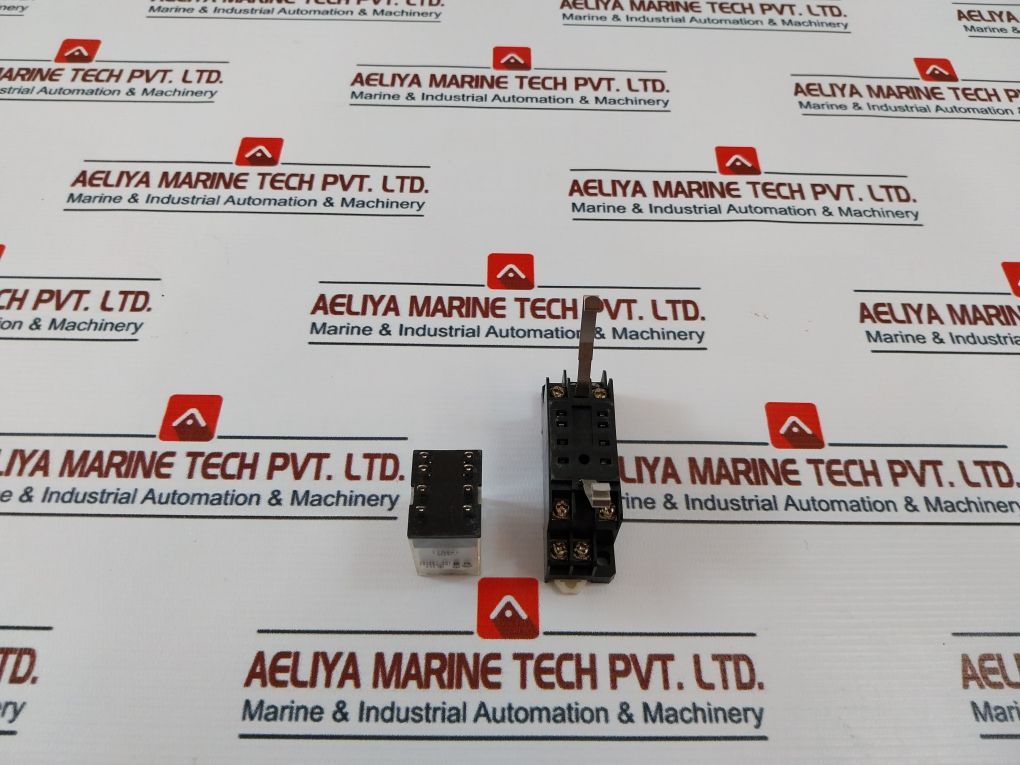 Omron My2N Relay 7A 250Vac