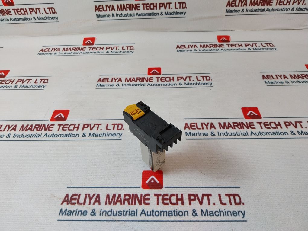 Omron My2V Timer Relay With 25Y5Yt Base 5A 250V 10 Sec