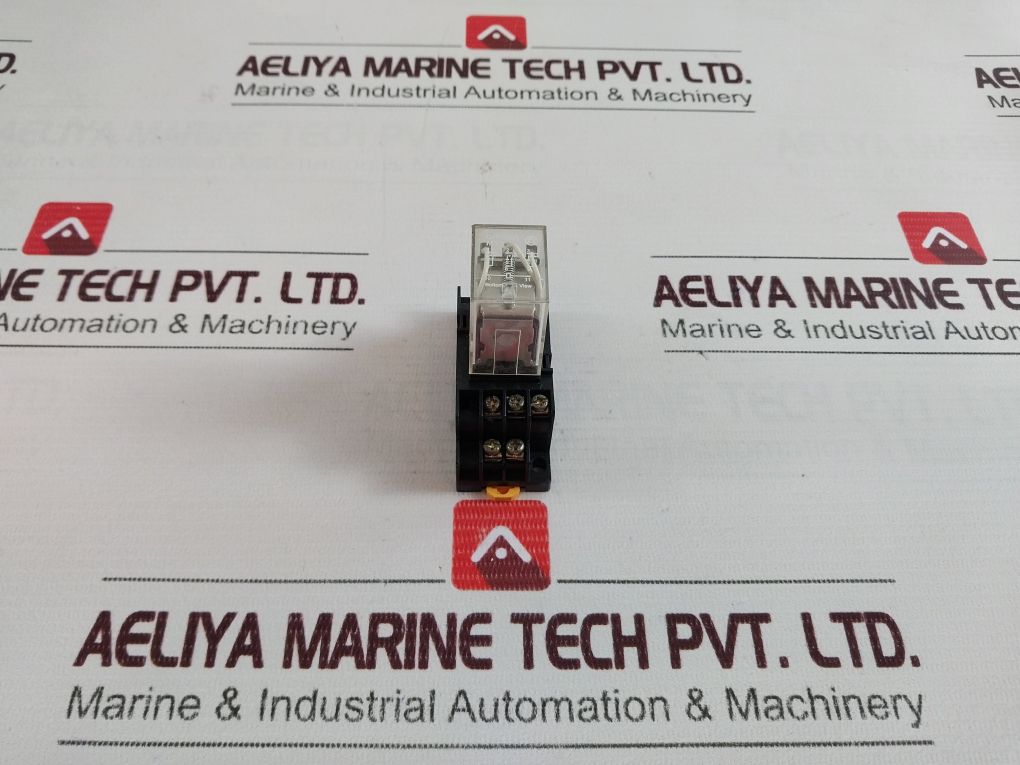 Omron My3 Cube Relay With Socket Base Pyf11A 5A 250Vac