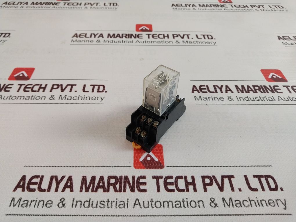 Omron My3 Cube Relay With Socket Base Pyf11A 5A 250Vac – Aeliya Marine Tech