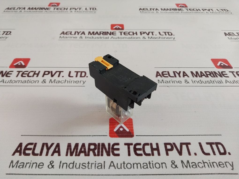 Omron My3 Cube Relay With Socket Base Pyf11A 5A 250Vac