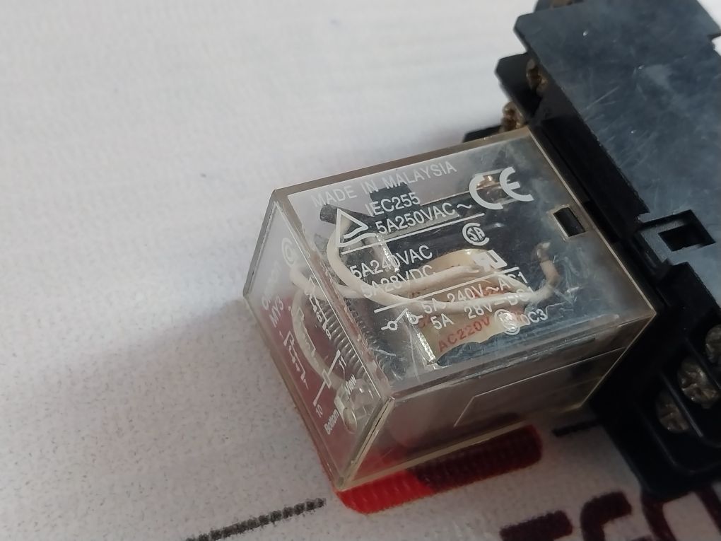 Omron My3 Cube Relay With Socket Base Pyf11A 5A 250Vac