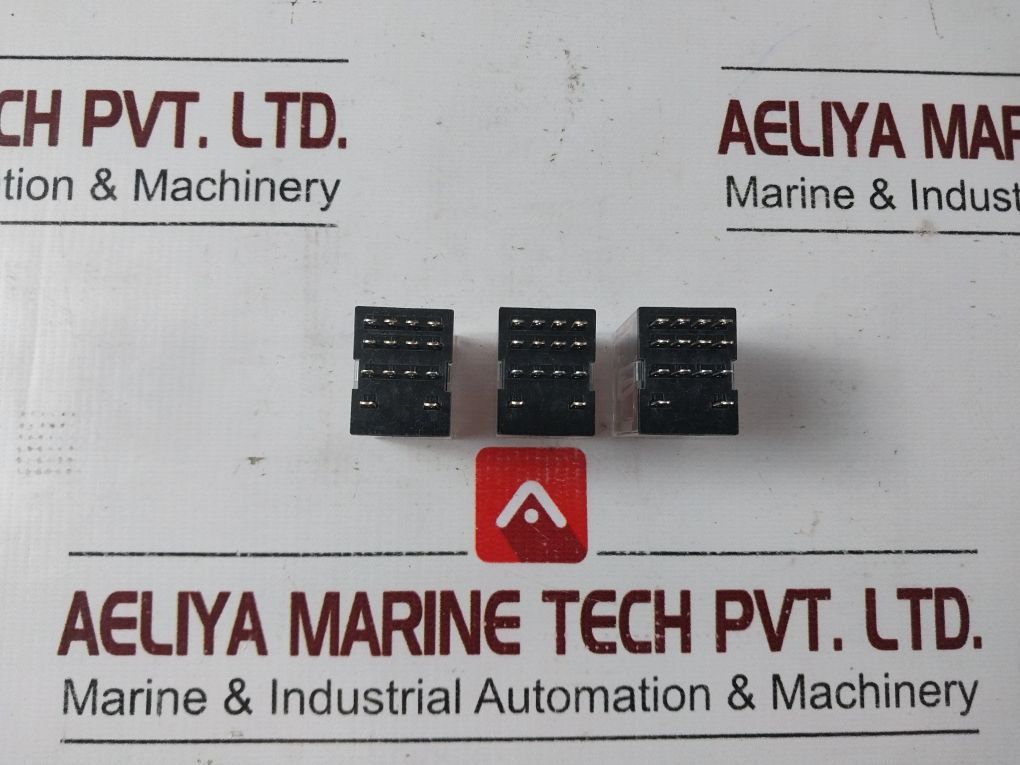 Omron My4 220/240Vac Relay