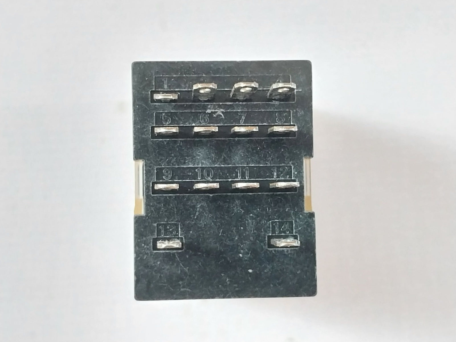 Omron My4 24Vdc 5A