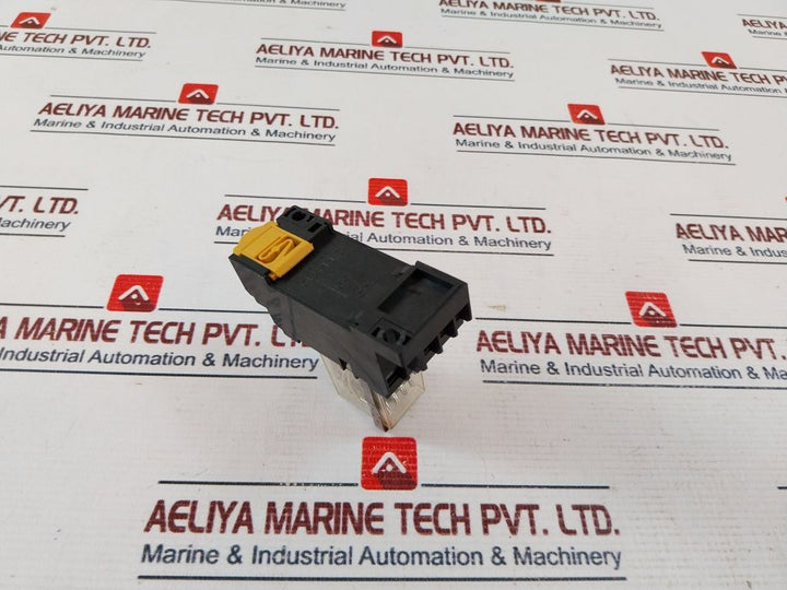 Omron My4 24Vdc Relay With Base Pyf14A-e
