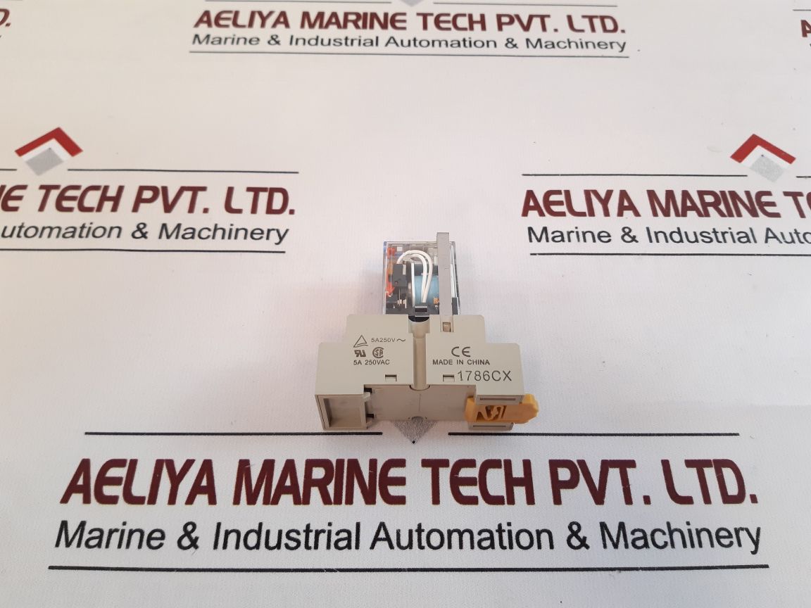 Omron My4In Relay With Base