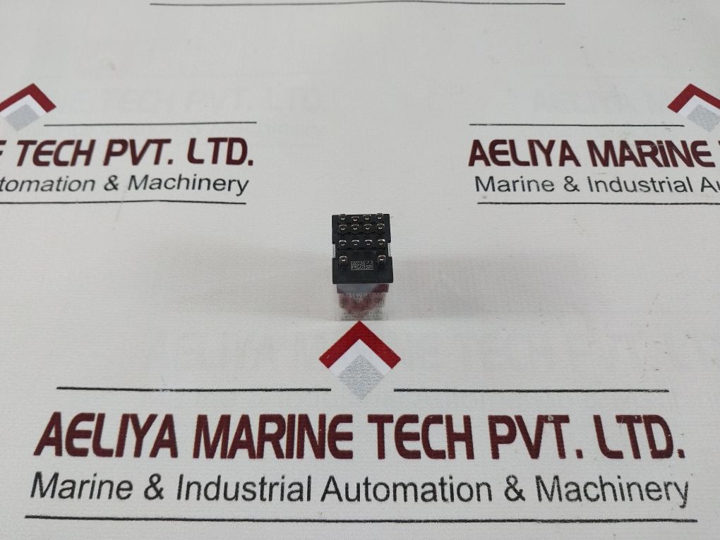 Lot Of 5X Omron My4N-gs Relay 100/110 Vdc