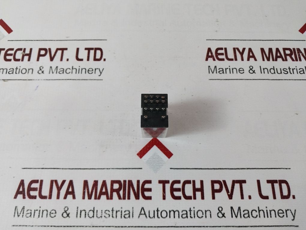 Lot Of 4X Omron My4N-gs Relay 24Vdc 
