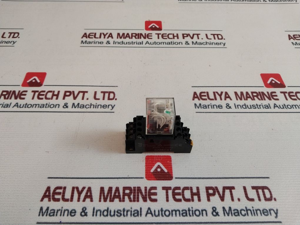 Omron My4N-gs Relay With Socket 24Vdc