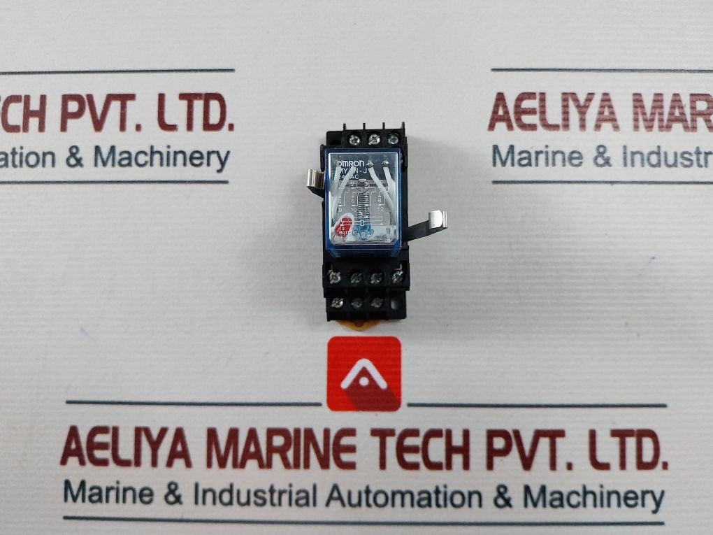 Omron My4N-j Power Relay With Socket 5A 250Vac