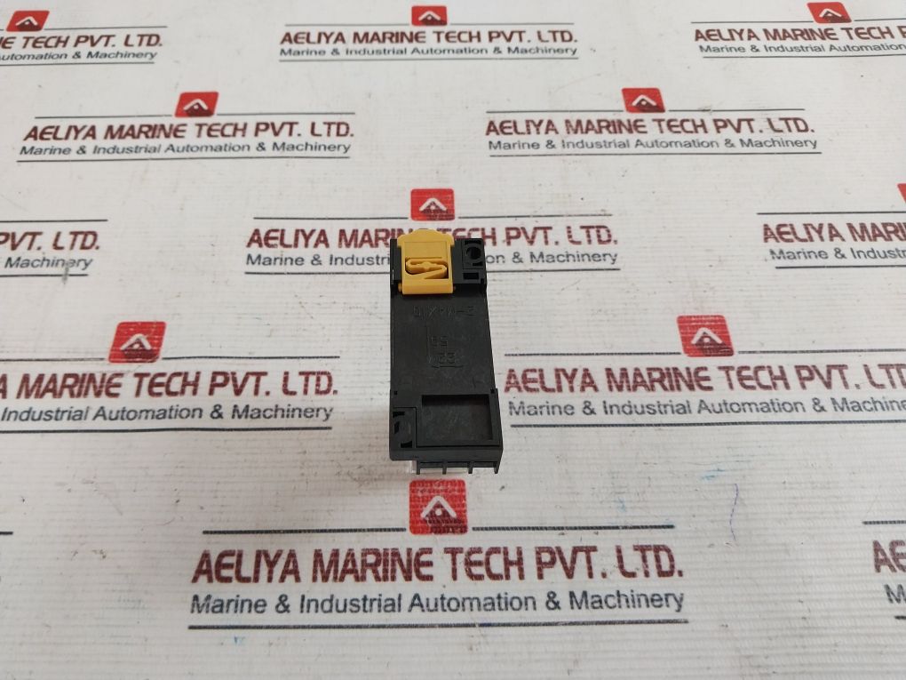 Omron My4N Power Relay 4Pdt Dio/Ind My4N-24Vdc