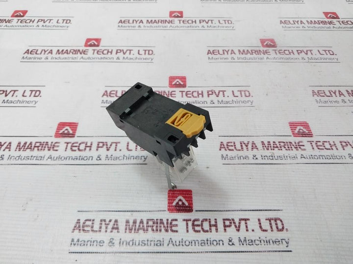 Omron My4Z Relay With Base 5A 200/220 Vac