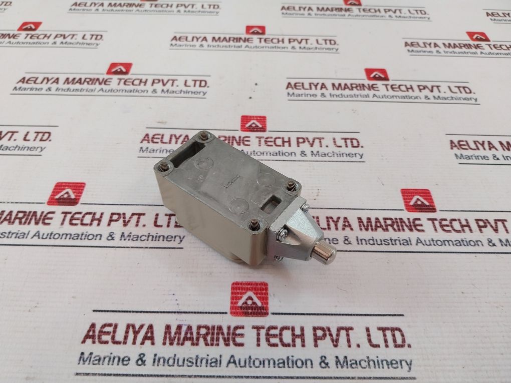 Omron Nema A600 Limit Switch 2A 250Vac 3, 4And 13