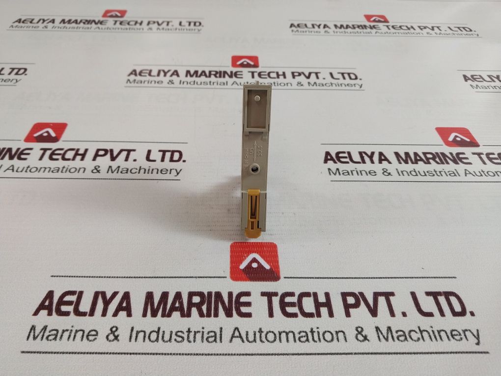 Omron P2Rf-08-e Free Shipping