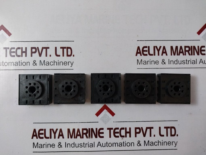 Lot Of 5X Omron P3G-08 Connecting Socket