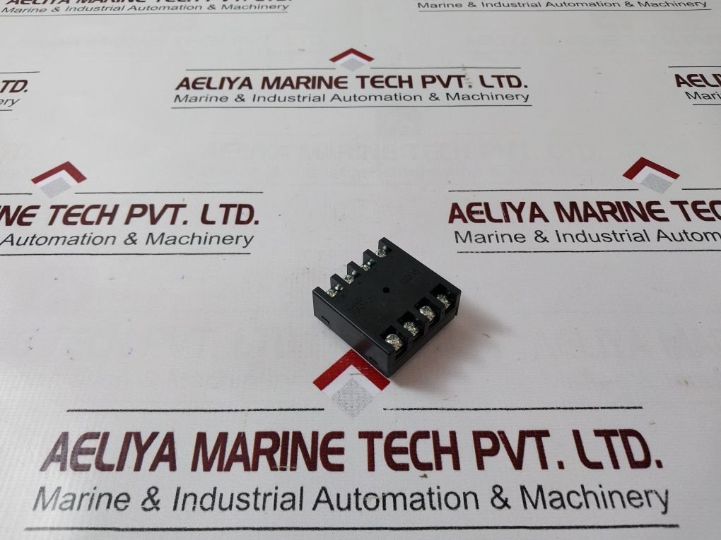 Lot Of 5X Omron P3G-08 Connecting Socket