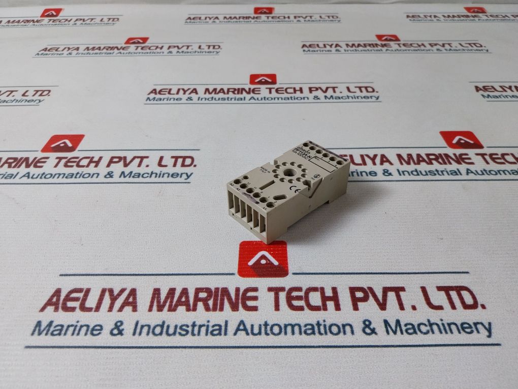 Omron Pf113A-n Relay Socket 10A 400Vac