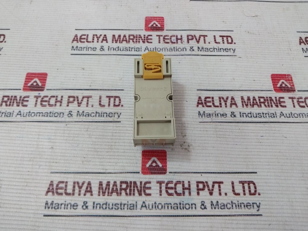 Omron Pyf-14A-n Relay Socket 250V