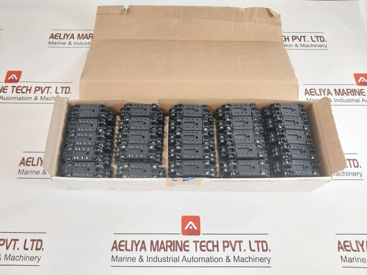 Omron Pyf08A-e