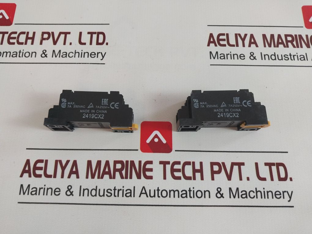 Lot Of 10X Omron Pyf08A-e Relay Socket