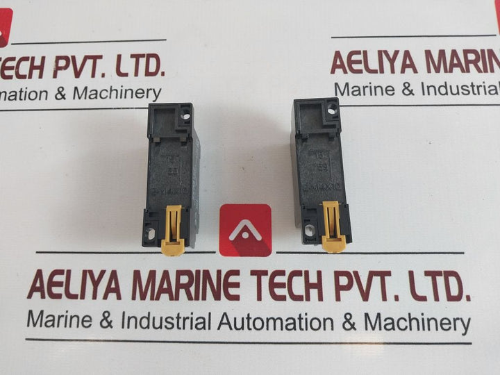 Lot Of 10X Omron Pyf08A-e Relay Socket