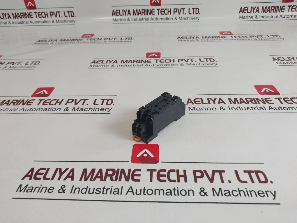 Lot Of 10X Omron Pyf08A-e Relay Socket 13Z8Cx2