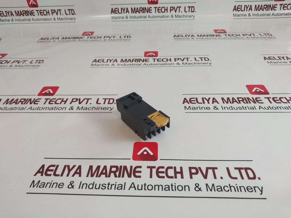 Lot Of 4X Omron Pyf11A Relay Socket Base 5A 250V