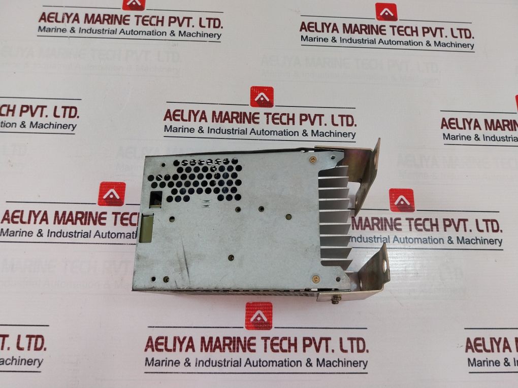 Omron S82J-30024 Power Supply Dc24V 14A 50/60Hz