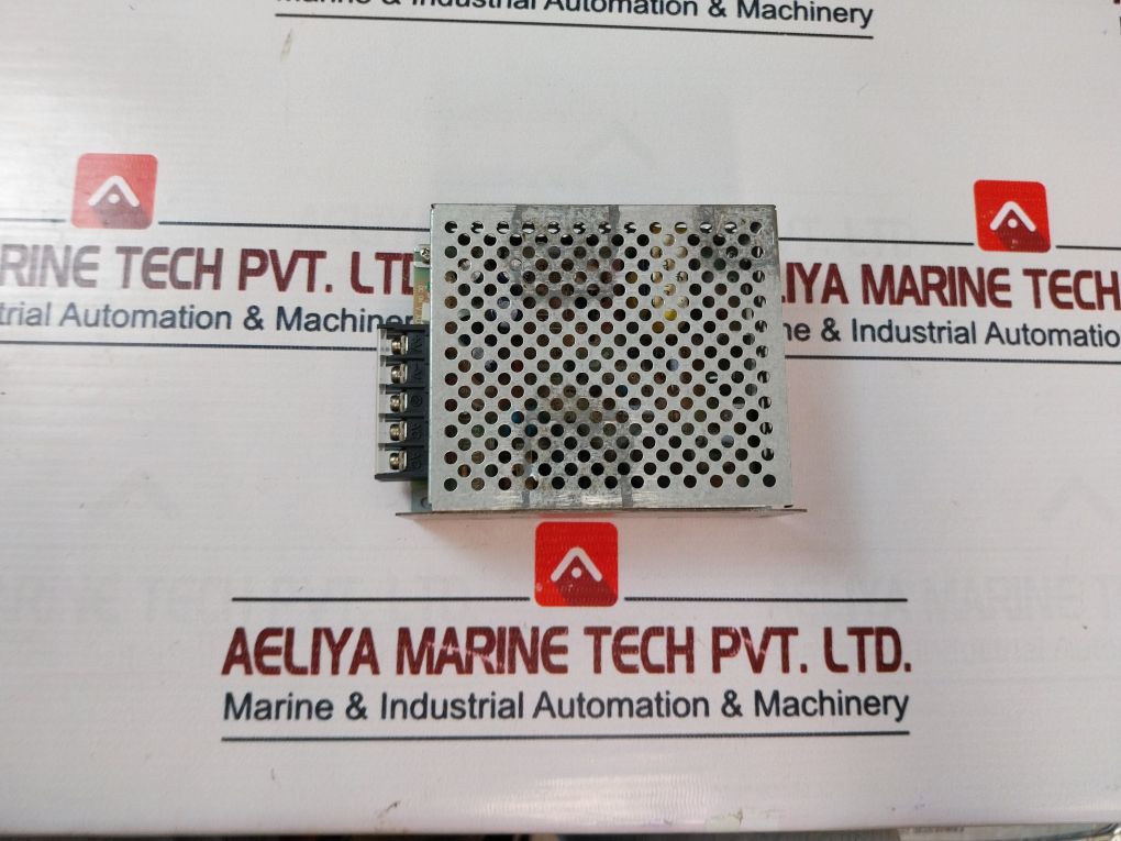 Omron S82J-6205-600 Power Supply Input Ac200-240V