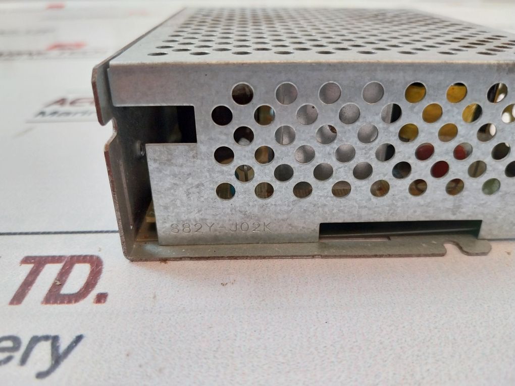 Omron S82J-6205-600 Power Supply Input Ac200-240V