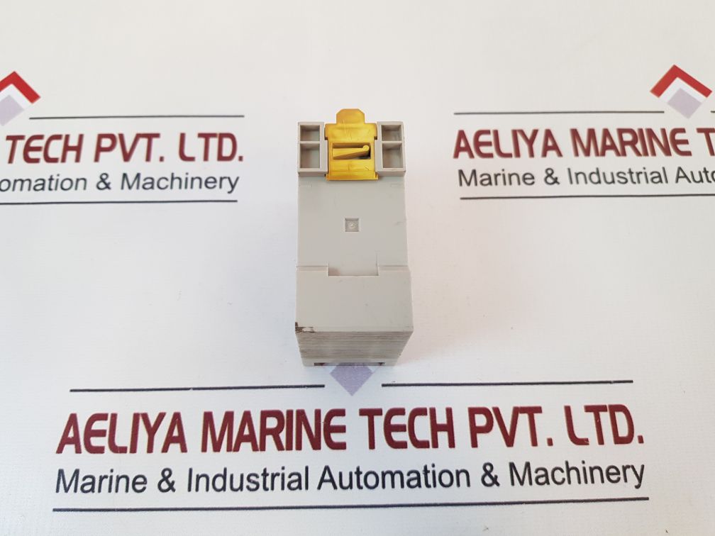 Omron S82S-0724 Power Supply