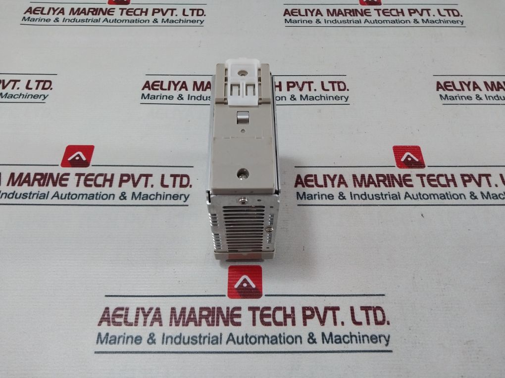 Omron S8Vs-09024 Power Supply Dc24V