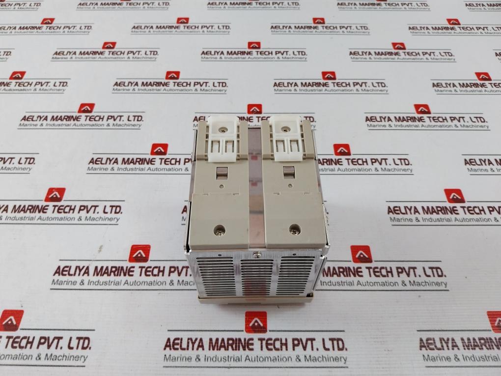 Omron S8Vs-24024Bp Power Supply 50/60Hz Ac100-240V 3.8A