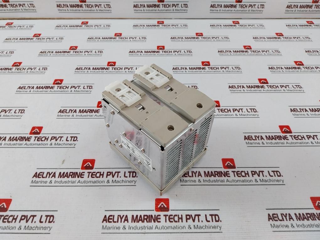 Omron S8Vs-24024Bp Power Supply 50/60Hz Ac100-240V 3.8A