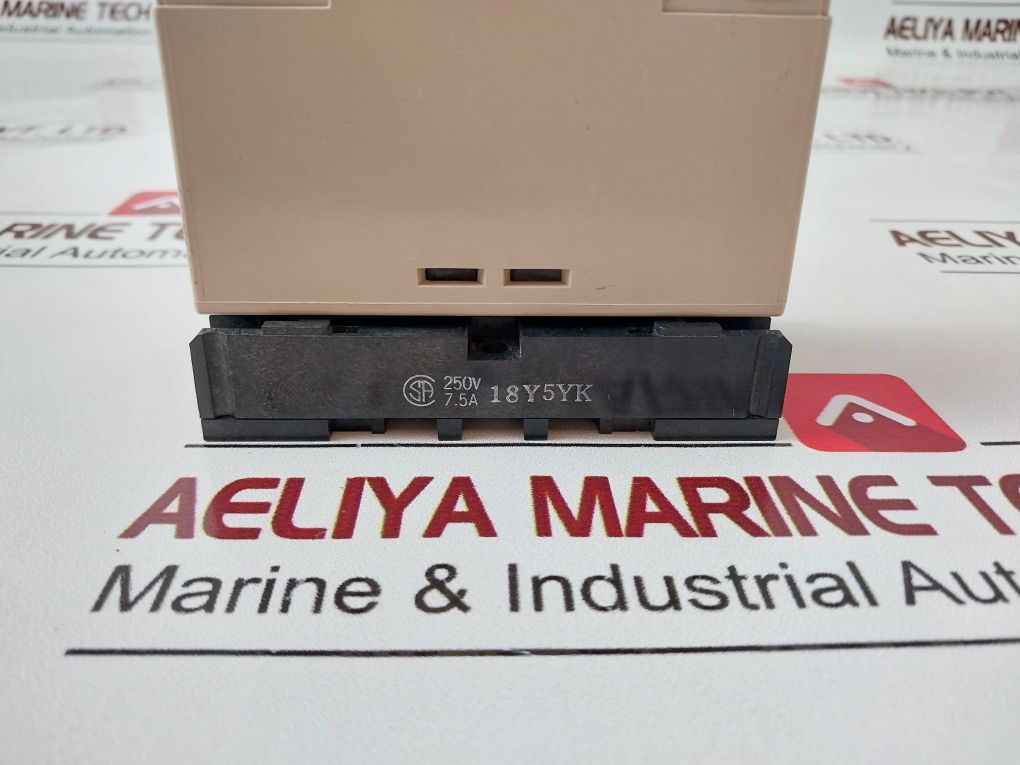 Omron Sao-q1N Current Sensor 4-10 X 1 A