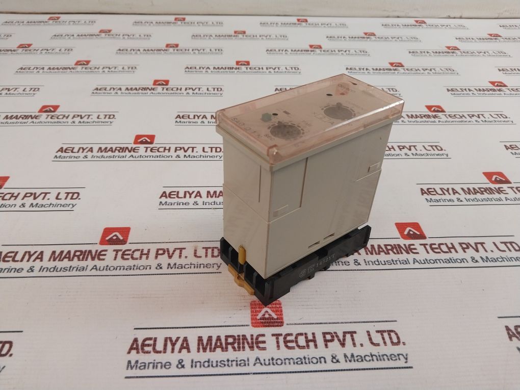 Omron Sao-q1N Current Sensor With Base 100/110/120Vac 50/60Hz